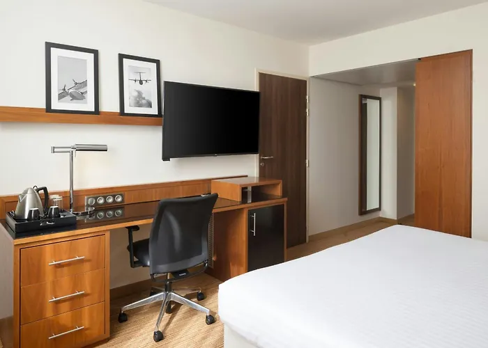 Courtyard By Marriott Toulouse Airport