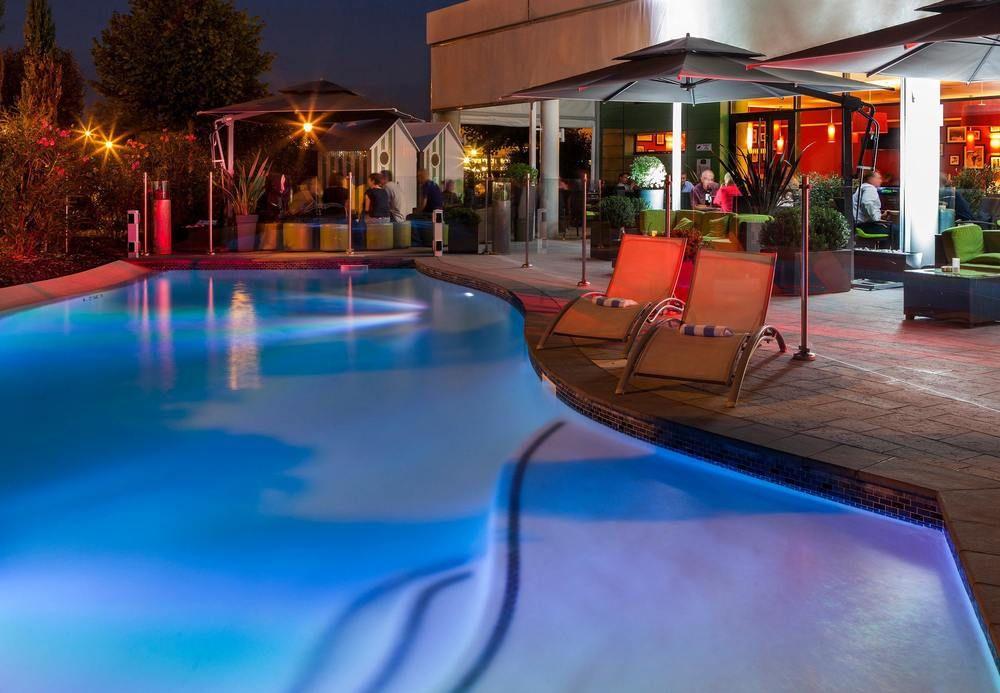 Courtyard By Marriott Airport Hotel 4*