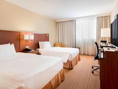 Courtyard By Marriott Airport Hotel Toulouse