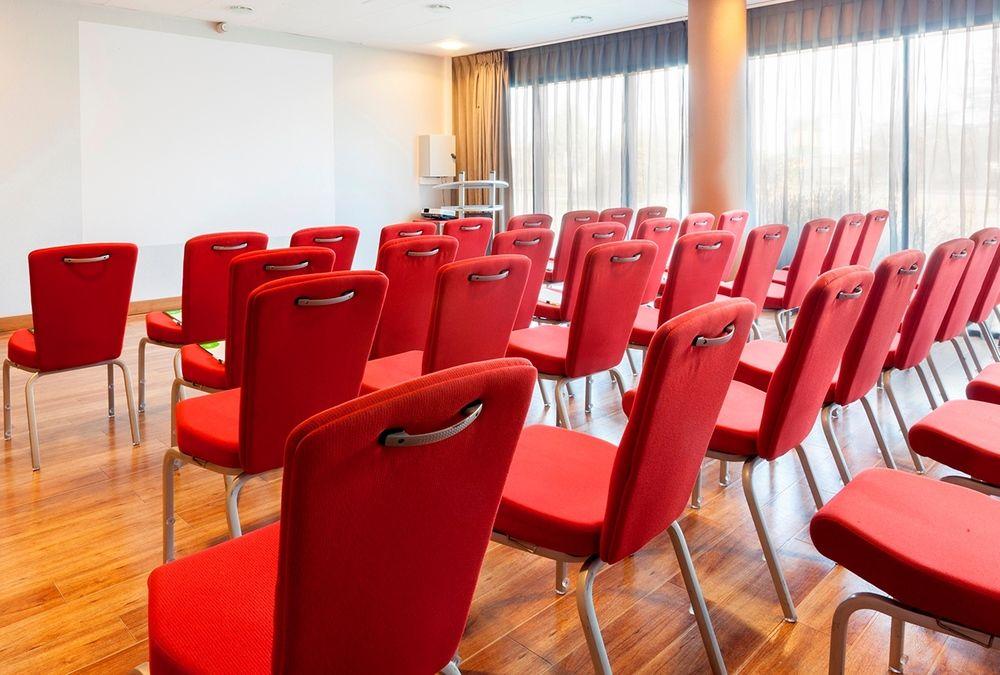 Hotel Courtyard By Marriott Airport 4*
