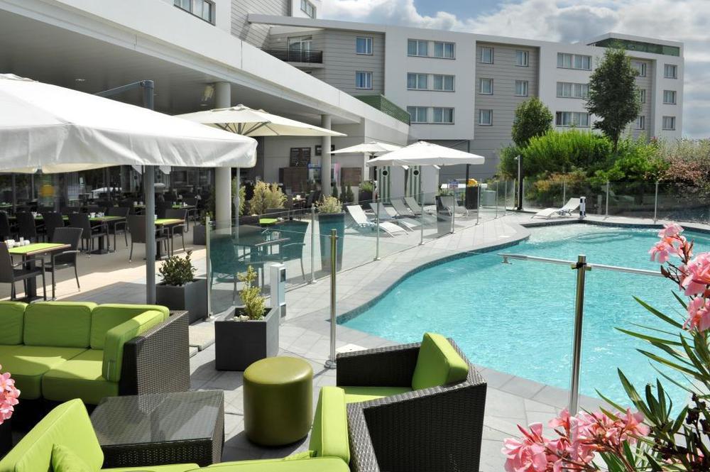Courtyard By Marriott Airport Hotel 4*