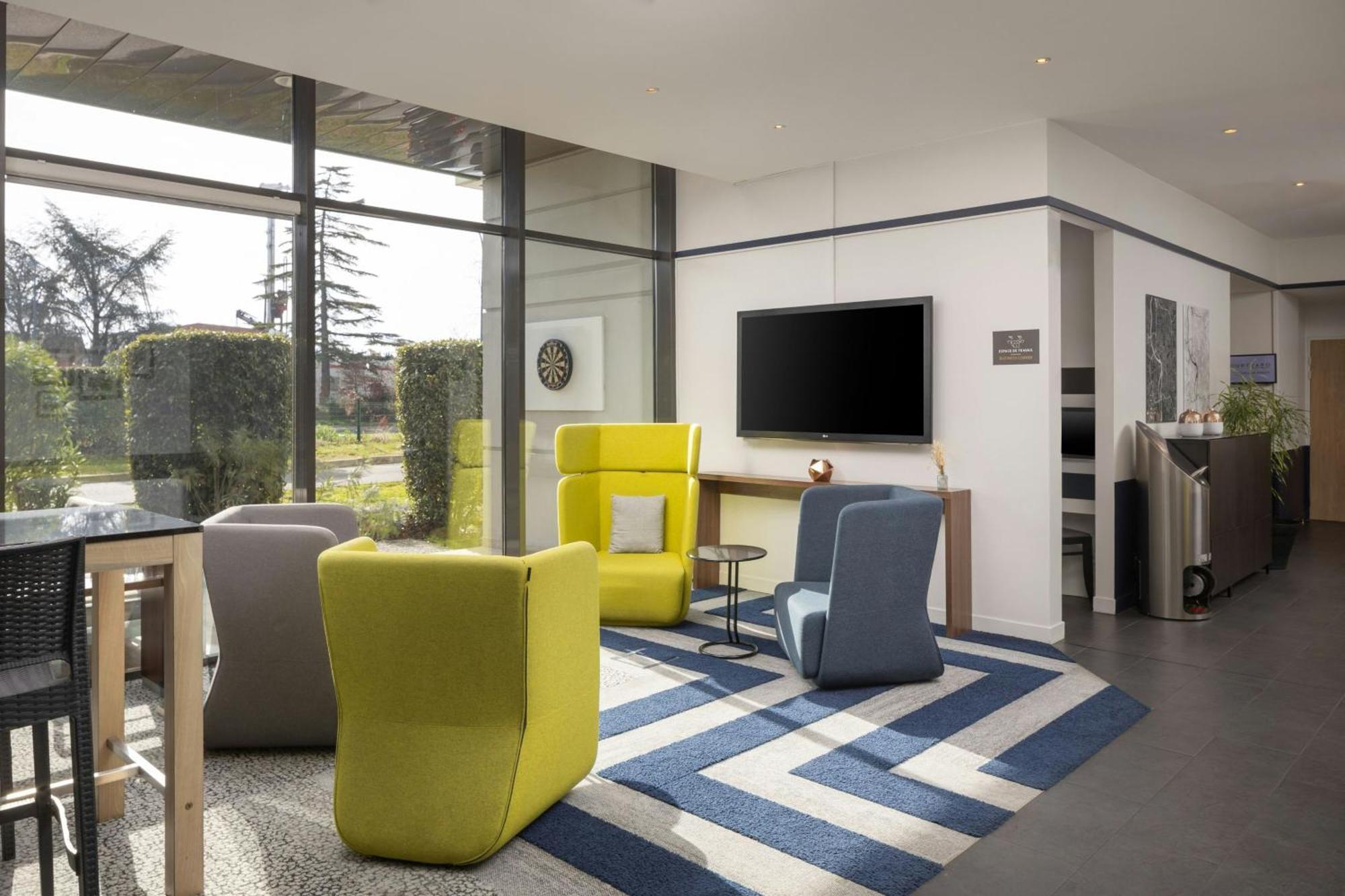 Courtyard By Marriott Airport Hotel Toulouse